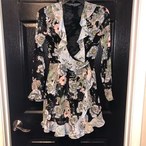 H&M Divided  Leopard  floral ruffled dress